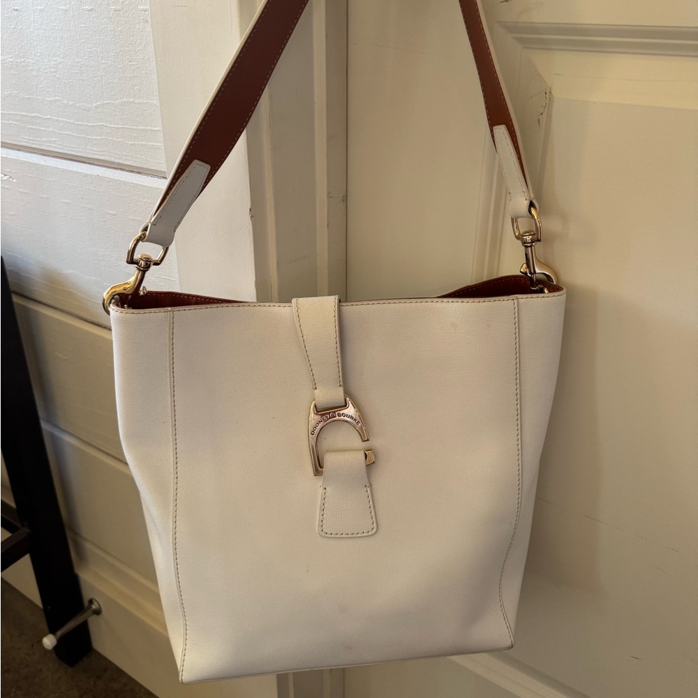 Dooney & Bourke bag